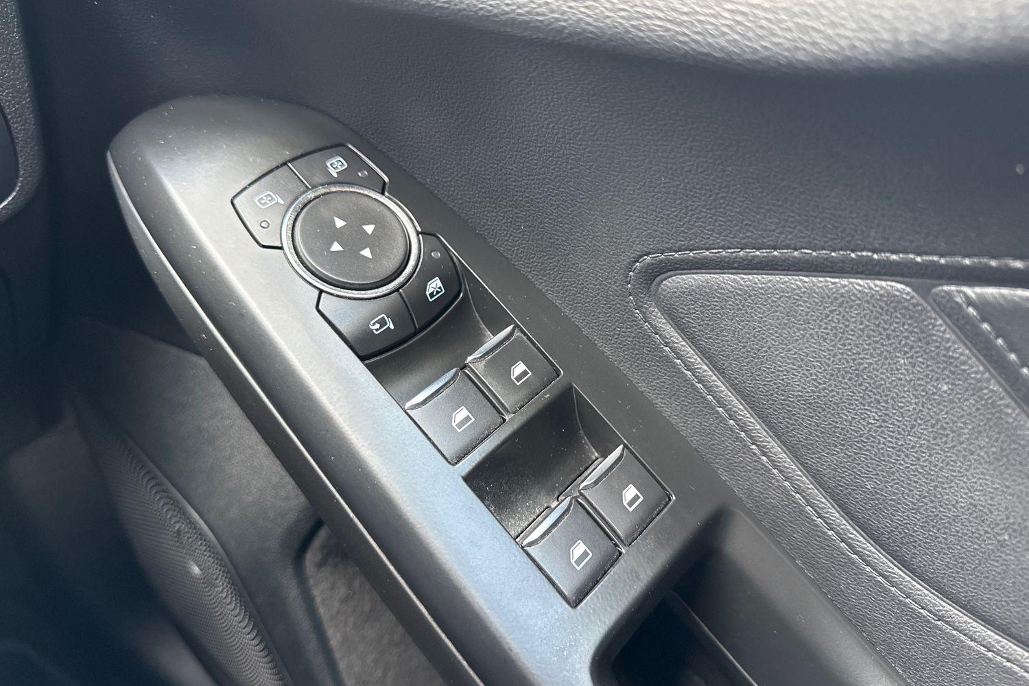 Ford FOCUS Photo 15