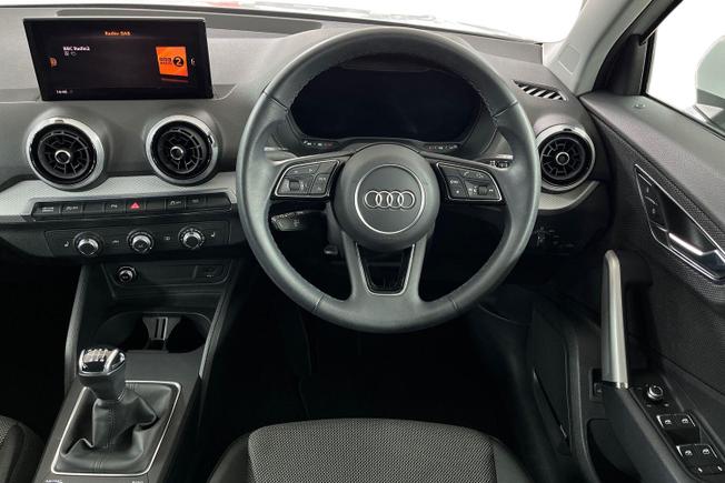 AUDI Q2 Photo 11