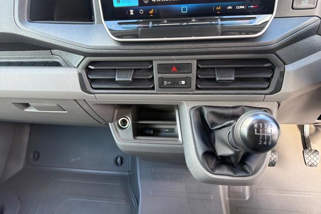 VOLKSWAGEN Crafter Photo 42
