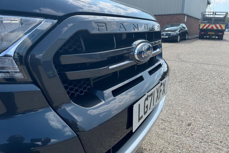 Ford RANGER Photo autoimg-0a7e436caab04f9a19581cd8ec3e8b2e0cca4995.jpg