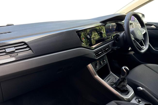 VOLKSWAGEN Polo Photo 2
