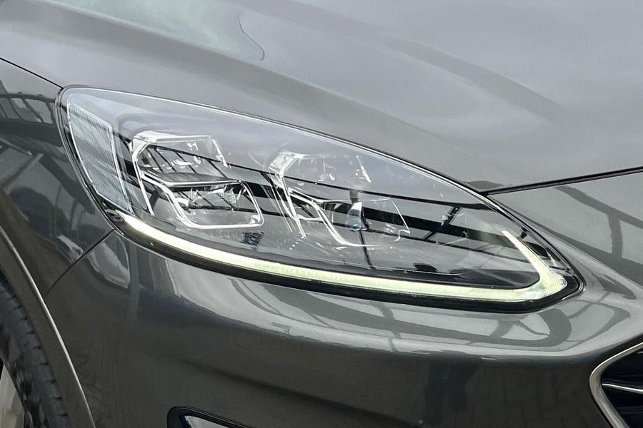 Ford Kuga Photo autoimg-0a8c162920c15185bb23b18aa1c50353932fdf5d.jpg