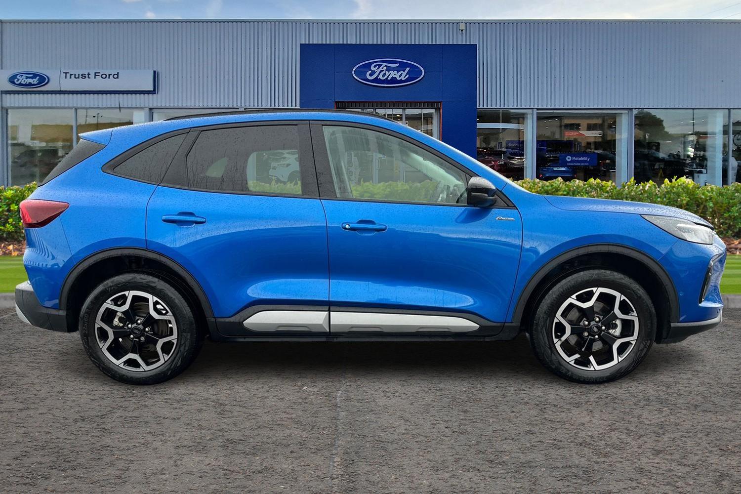Ford Kuga Photo 2