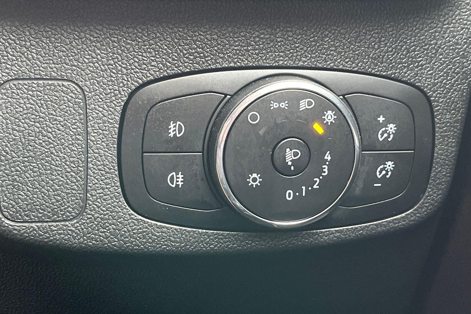 Ford FOCUS Photo 33