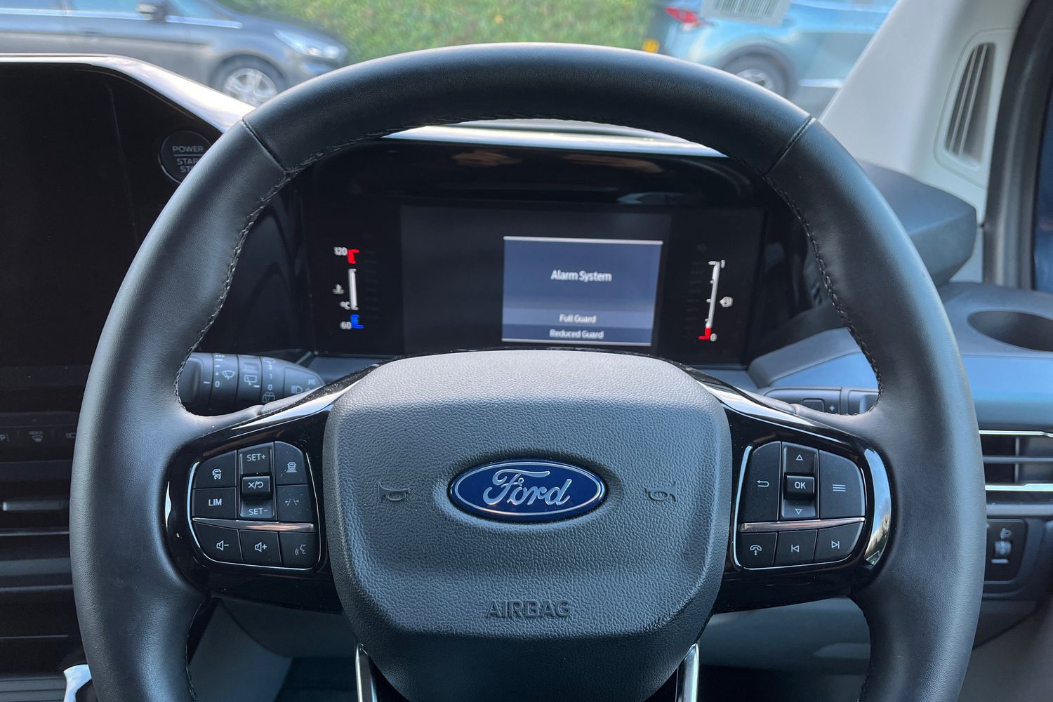 Ford Tourneo Custom Photo 11