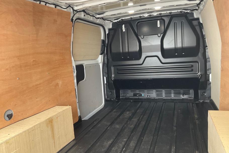 Used Ford TRANSIT CUSTOM LG74KYN 4