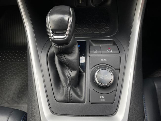 TOYOTA Rav4 Photo 45