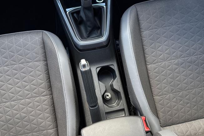 VOLKSWAGEN T-Cross Photo 37