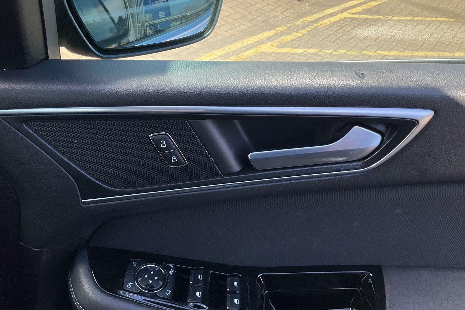 Ford Galaxy Photo 27