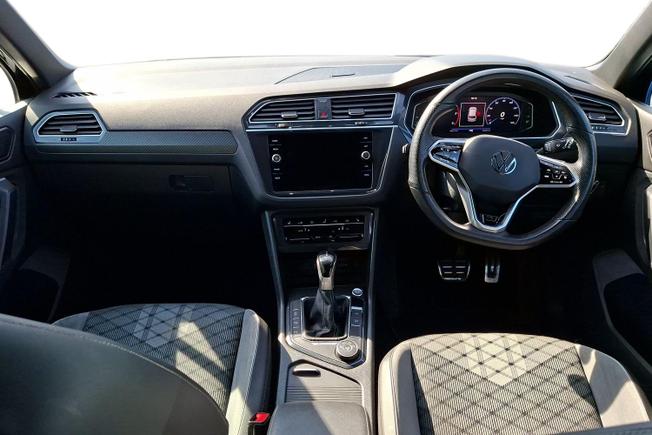VOLKSWAGEN Tiguan Photo 10