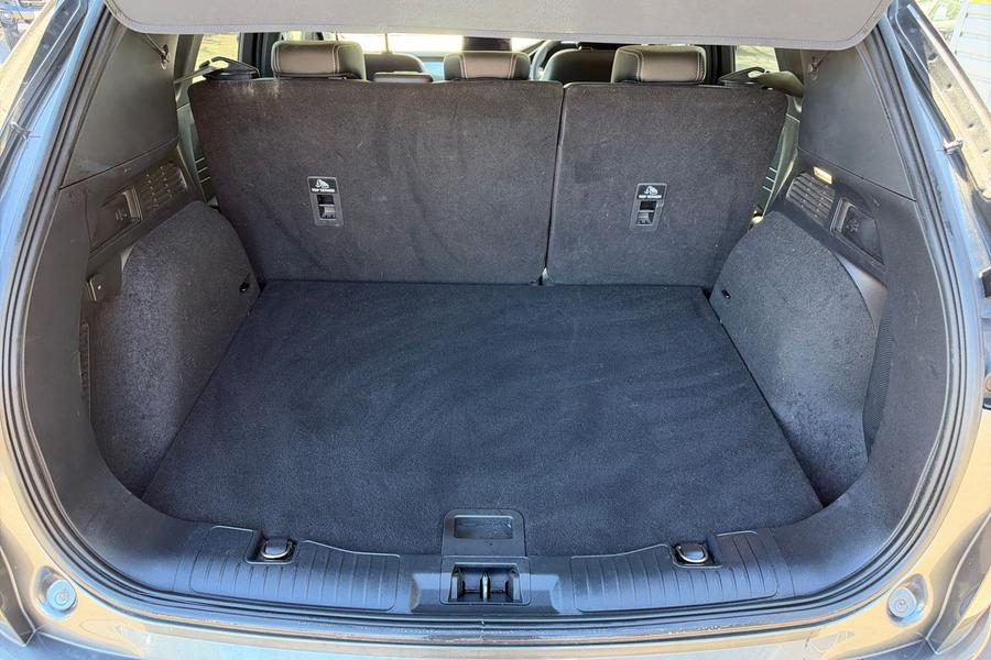 Ford KUGA Photo autoimg-0a95e8d554e147185e3680514743bc3f99e4839a.jpg