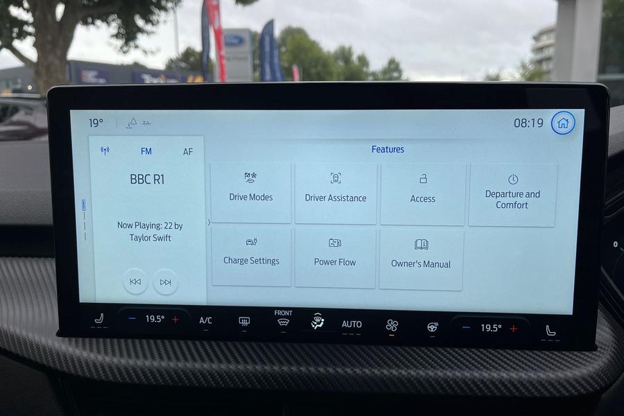Ford KUGA Photo autoimg-0a9d33b6d04370a28934f9b0d69cd577a77ddd92.jpg