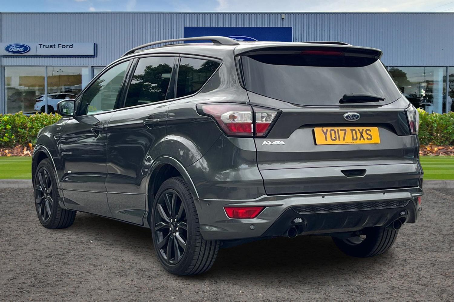 Ford KUGA Photo 1