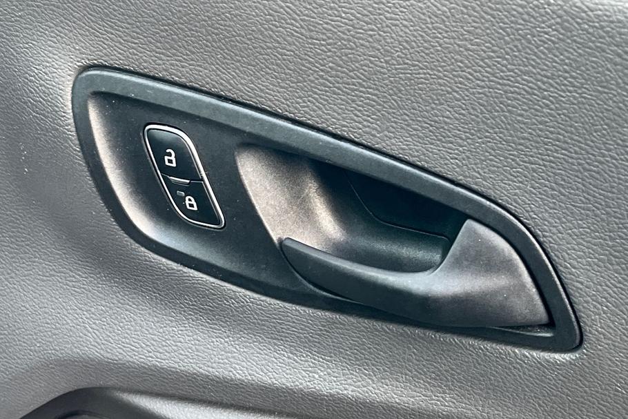 Used Ford TRANSIT HV74OME 38