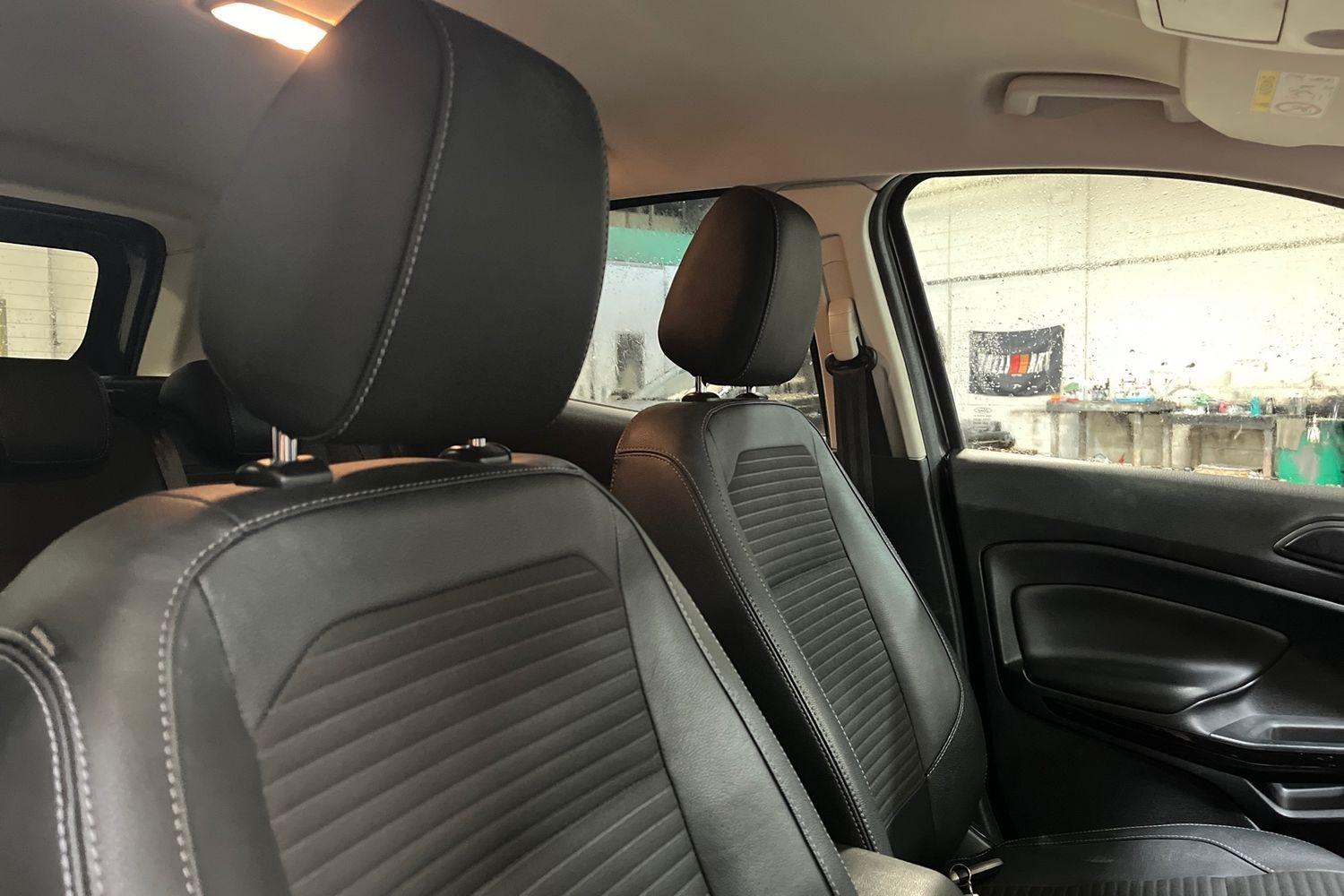 Ford ECOSPORT Photo 16