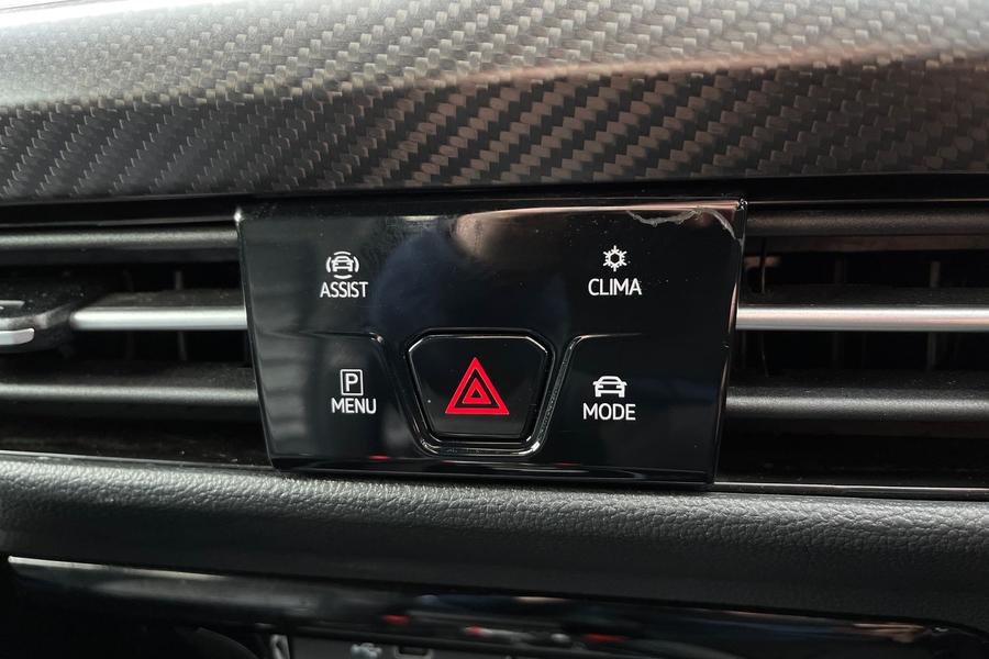 Volkswagen Golf Photo autoimg-0aaea69dc0359e8749f0117b00b8175167a241ef.jpg