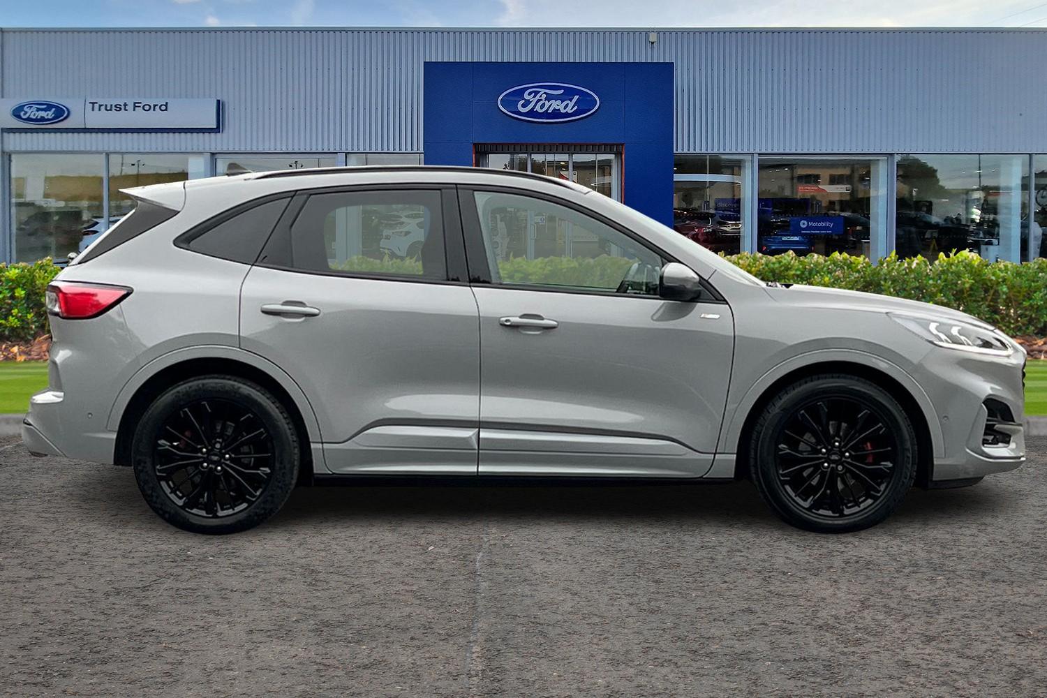 Ford Kuga Photo 2