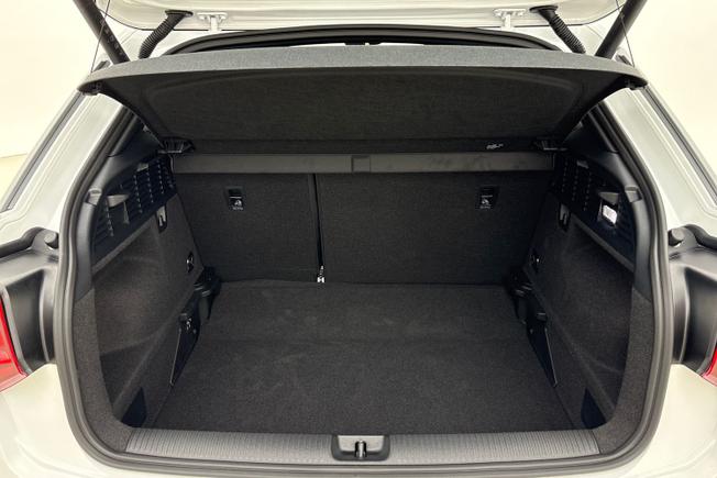 AUDI Q2 Photo 12