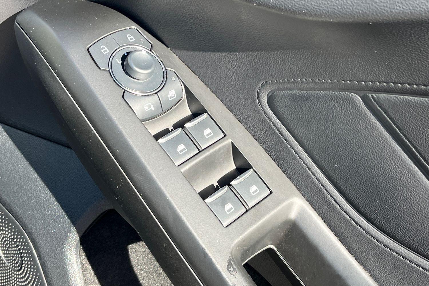 Ford Focus Photo 15