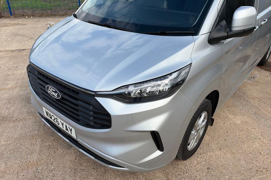 Ford TRANSIT CUSTOM Photo autoimg-0abbaff26d29e9deccfe86a7c46998d8017f2b56.jpg