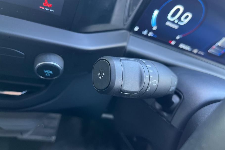 Used Ford TRANSIT CUSTOM WN75ATZ 24