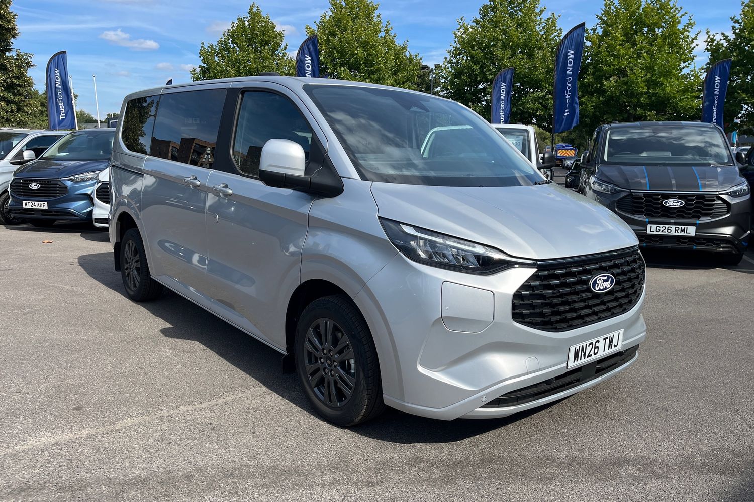 Ford TOURNEO CUSTOM Photo 37