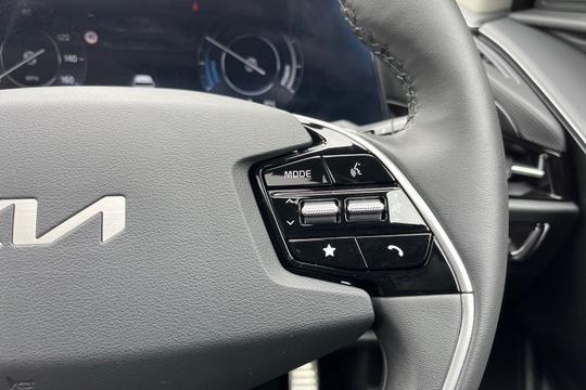 Kia Niro Photo autoimg-0abf2c0d0a971b9c05f66f067bf635b06fd40390.jpg
