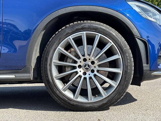 MERCEDES-BENZ GLC Photo 5
