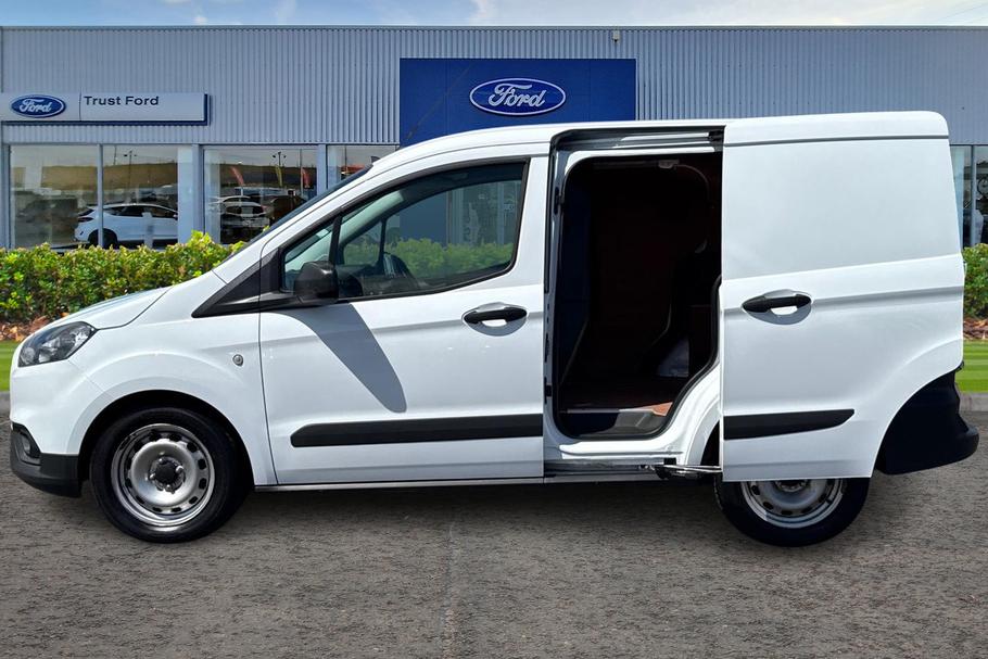 Used Ford TRANSIT COURIER ML22YGC 5