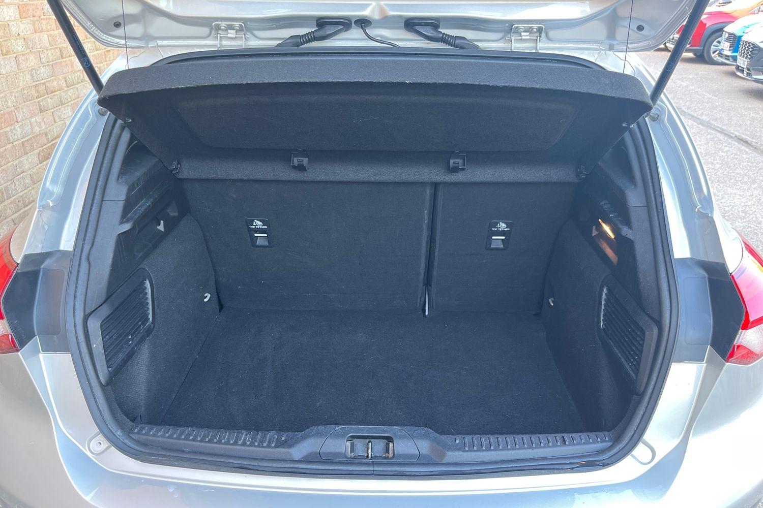 Ford Focus Photo 20