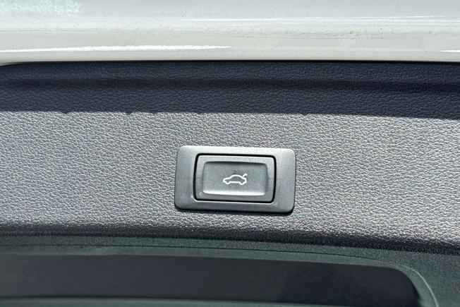 AUDI A4 Avant Photo 28