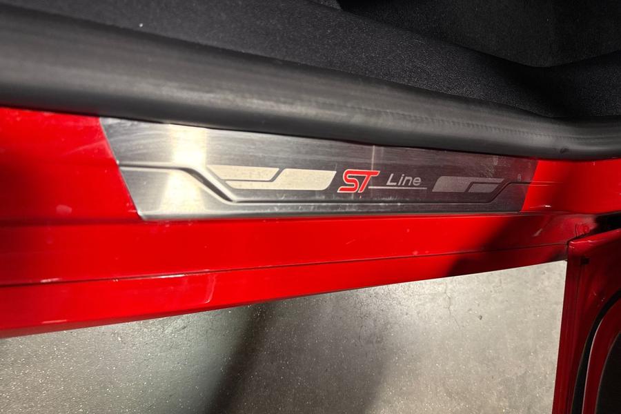 Ford FIESTA Photo autoimg-0acb4b9c183592847a670f2374c5884aae7831b4.jpg