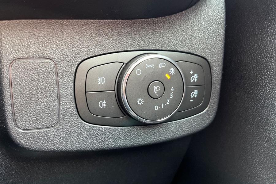 Ford Puma Photo autoimg-0ad30b653db04e17b222b3cd3b72bb77222351ce.jpg