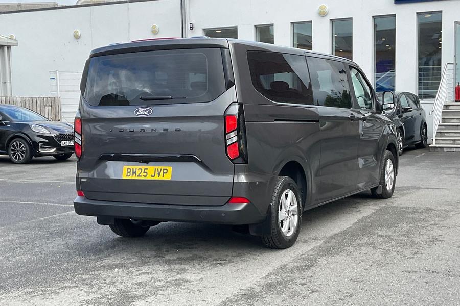 Ford TOURNEO CUSTOM Photo autoimg-0ad3c1a1def98a2cc53bd60e4dfcc44a674f5689.jpg