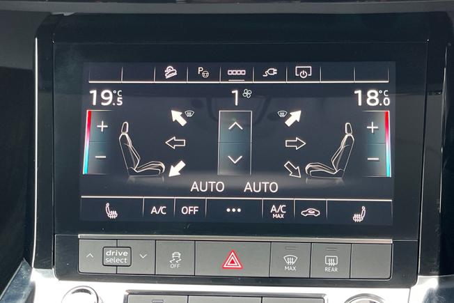 AUDI Q8 E-Tron Photo 32