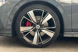 VOLKSWAGEN Golf Photo 5