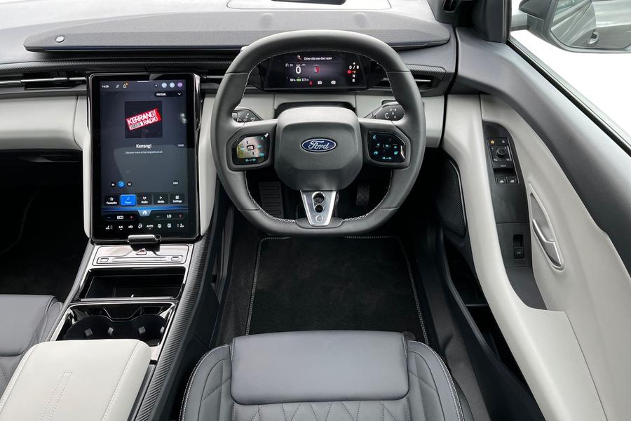 Ford CAPRI Photo autoimg-0adbb4f333fad098d09ce125c02232786f6683f3.jpg