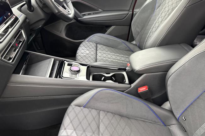 VOLKSWAGEN Tiguan Photo 32