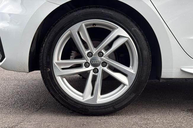 AUDI A1 Photo 5