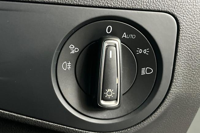 VOLKSWAGEN Tiguan Photo 30