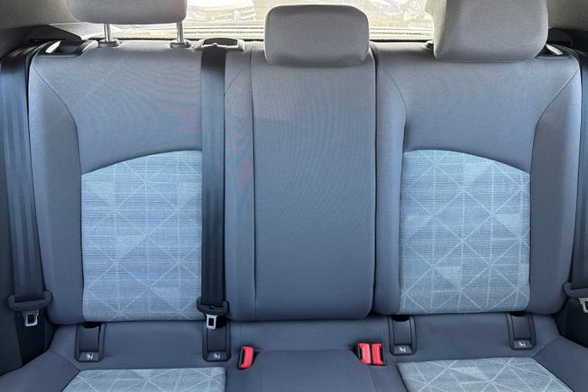 VOLKSWAGEN ID.3 Photo 28