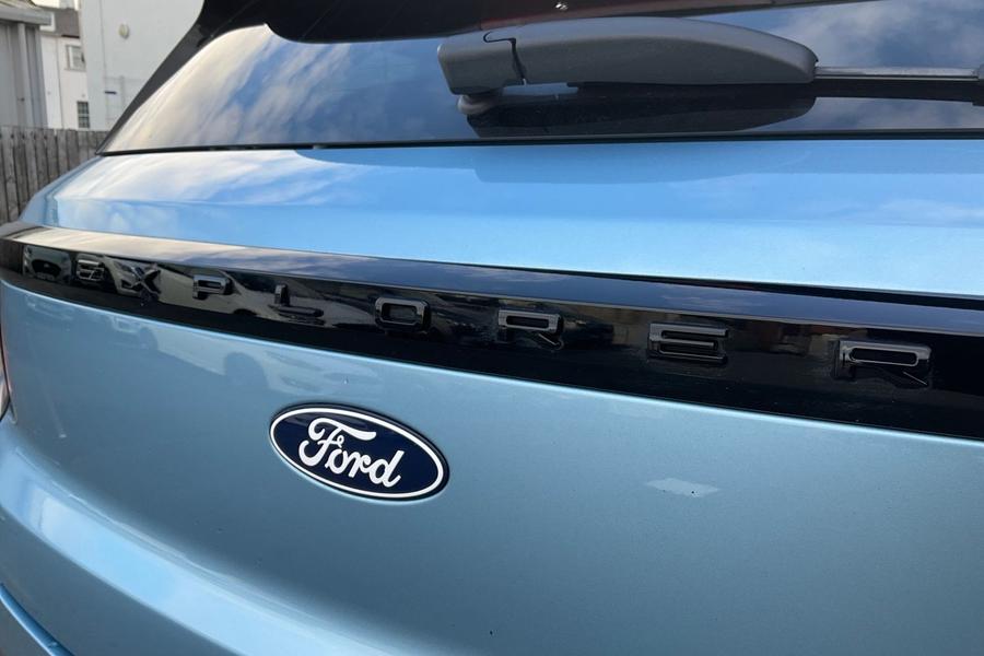 Ford Explorer Photo autoimg-0ae6946e17a2210502ea164249e6d89c319c746e.jpg