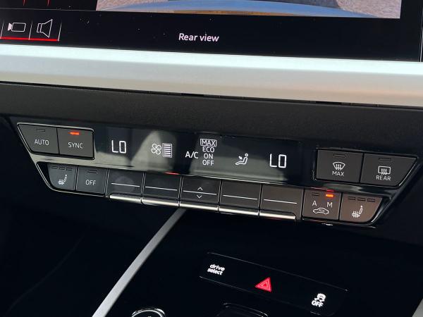 Audi Q4 e-tron Photo autoimg-0ae8477679fa3675cb9b554fdd0f67d162f26f49.jpg