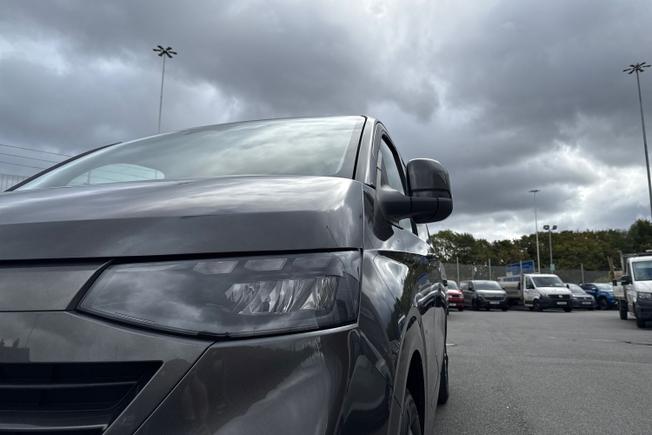 VOLKSWAGEN Transporter Photo 38