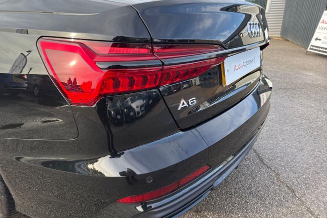 AUDI A6 Saloon Photo 29