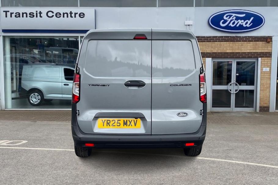 Used FORD TRANSIT COURIER YR25MXV 13