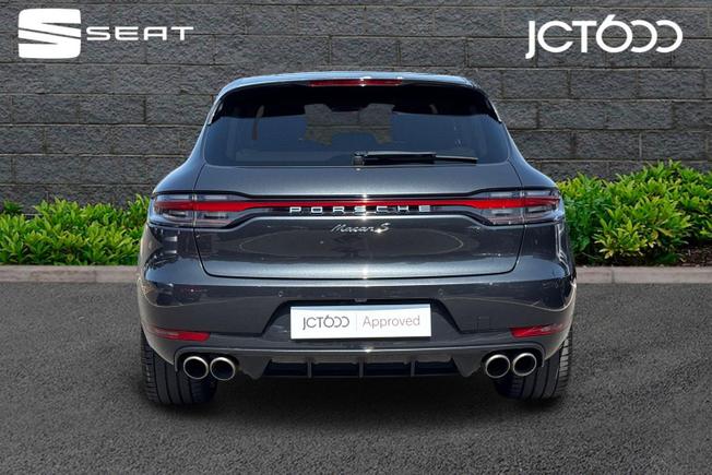 PORSCHE Macan Photo 7