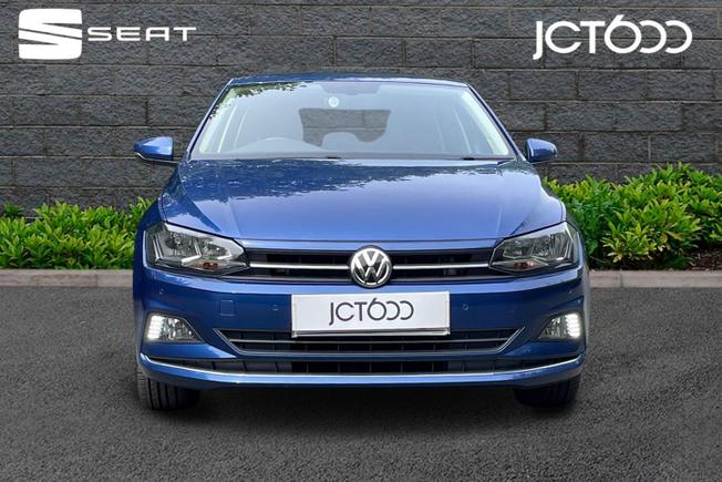 VOLKSWAGEN Polo Photo 8