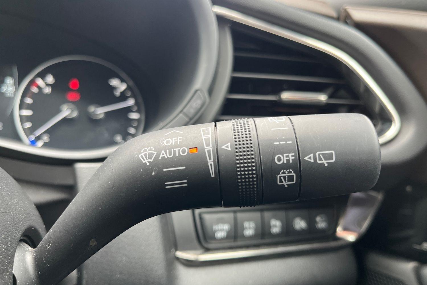 Mazda CX-30 Photo 14