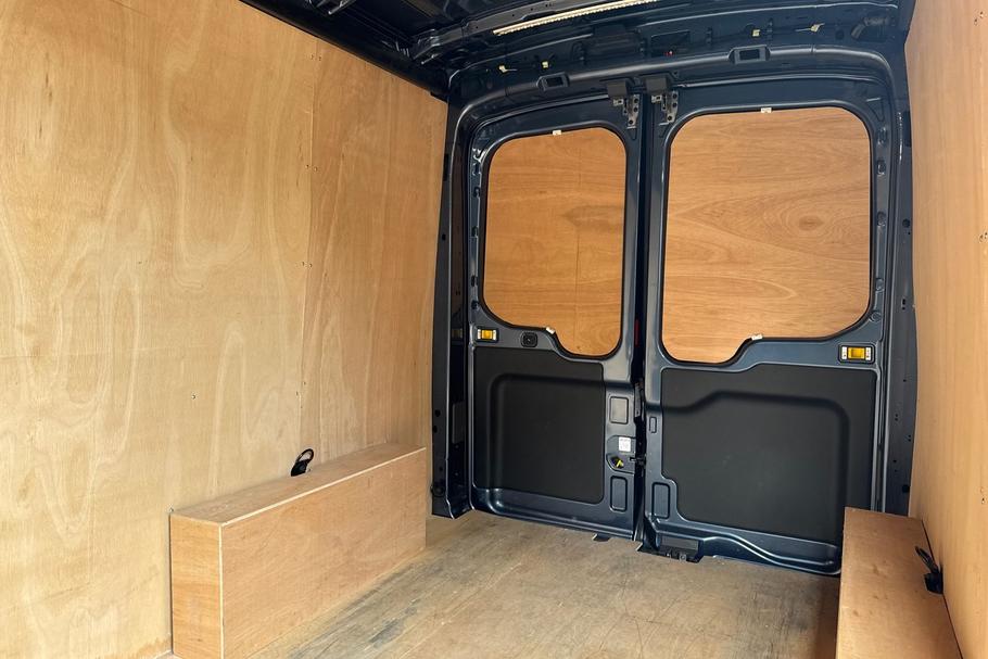 Used Ford TRANSIT WV26YFD 4
